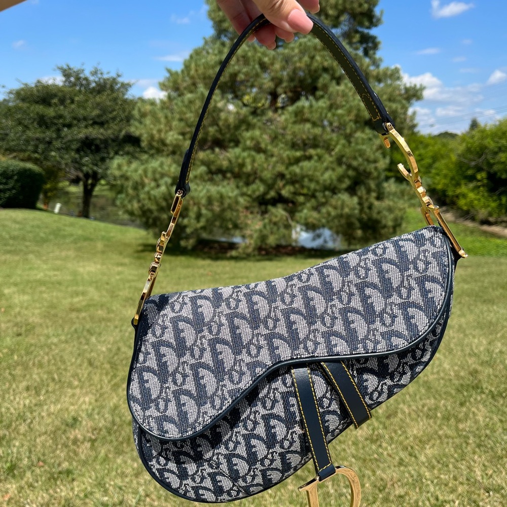 AUTHENTIC CHRISTIAN DIOR SADDLE BAG